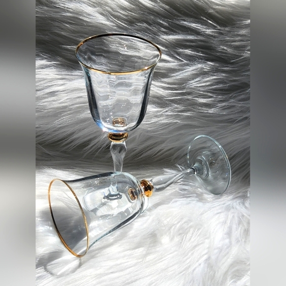 Pasabahce Turkey Gold Rimmed Wine Glasses Set of 4, 8 inch, Clear/Gold - Picture 2 of 8